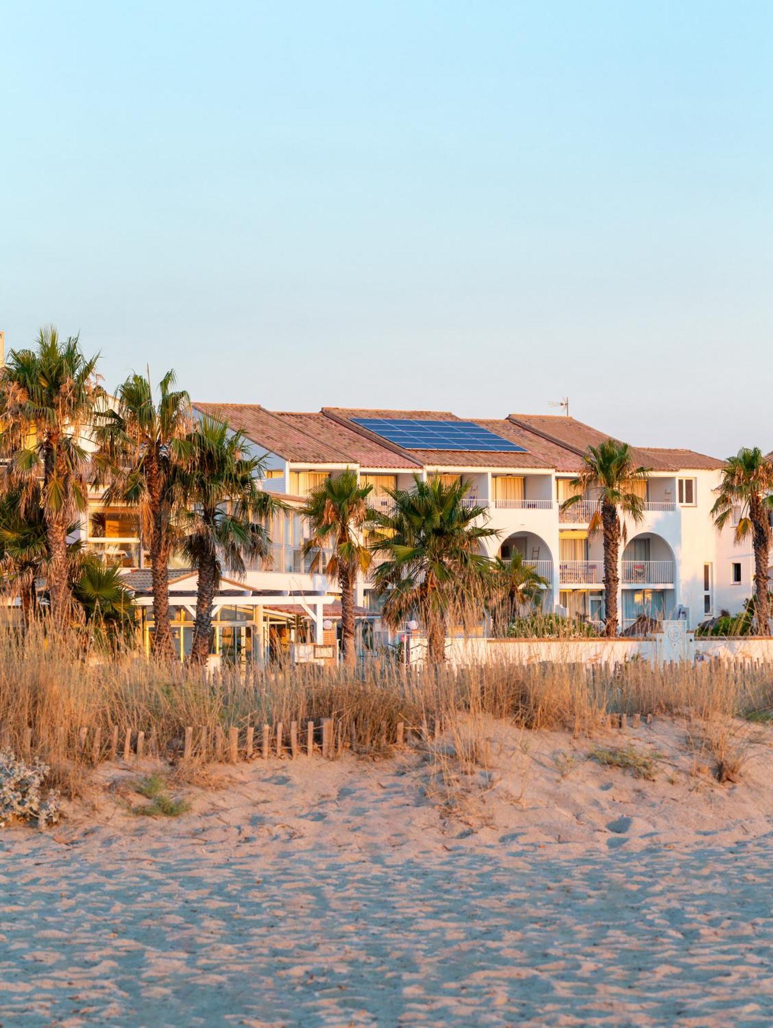 Les Bulles De Mer - Hotel & Spa Sur La Plage Saint-Cyprien  Exterior photo